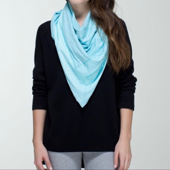 Lululemon • Angel Blue • Throw Me Over Scarf - Picture 2 of 7